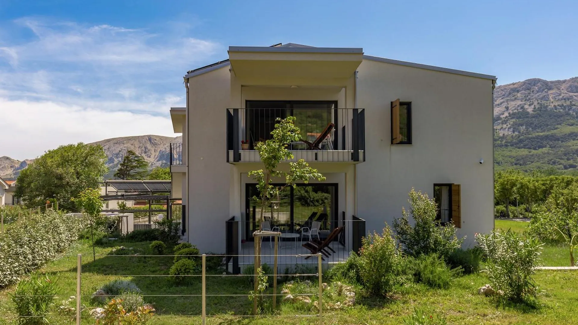 Sapore Di Mare Apartments - Happy Rentals