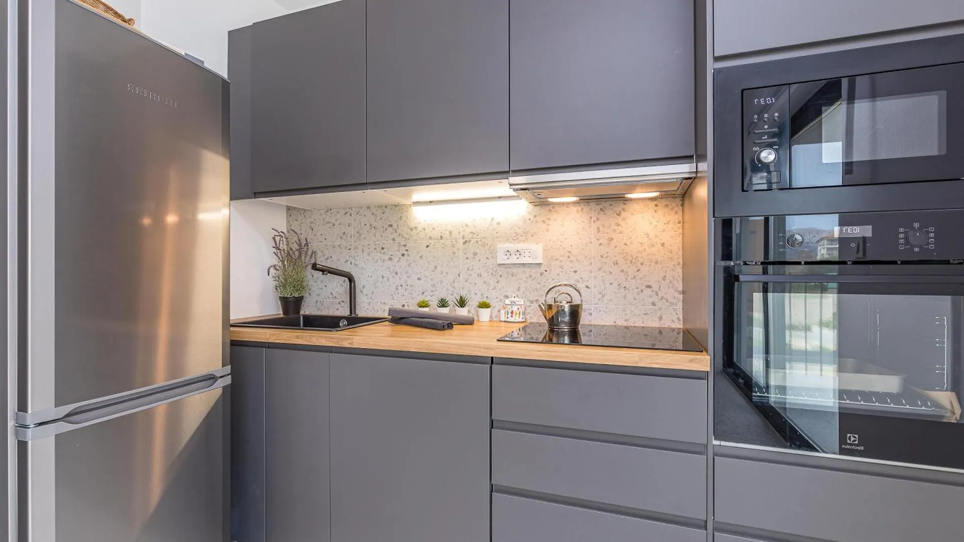 Sapore Di Mare Apartments - Happy Rentals Baska