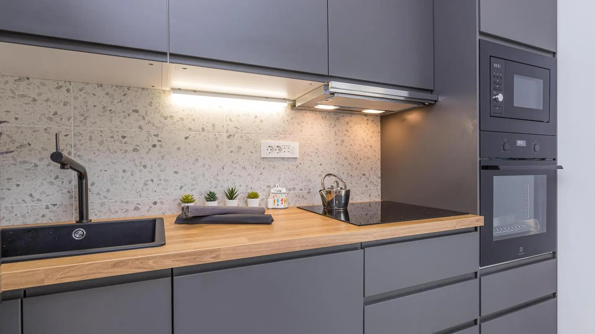Sapore Di Mare Apartments - Happy Rentals Baska  Croatia