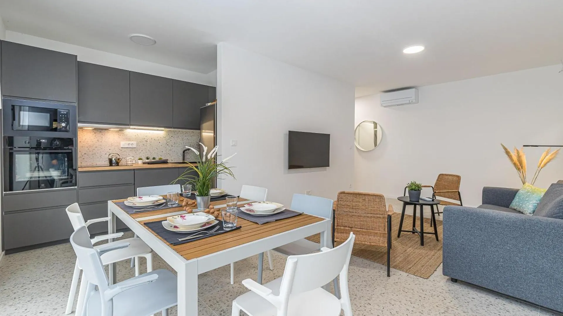 Sapore Di Mare Apartments - Happy Rentals Baska  Croatia